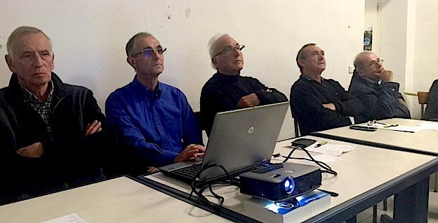 Les membres du comité en présence de l'adjoint au maire, Philippe Peretti Les membres du comité en présence de l'adjoint au maire, Philippe Peretti