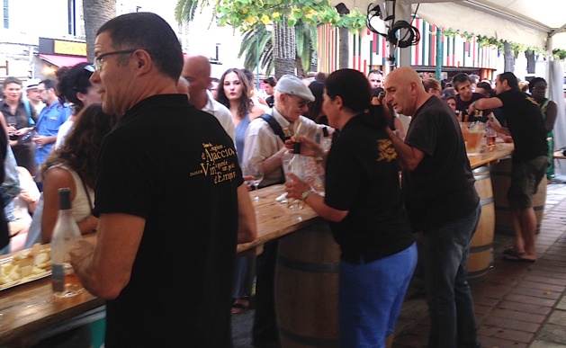 Un soir place Foch… A la découverte des vins AOC d’Ajaccio Un soir place Foch… A la découverte des vins AOC d’Ajaccio