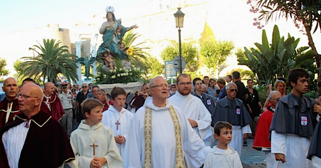 15-Août religieux : Procession de Sainte Marie sous protection à Calvi 15-Août religieux : Procession de Sainte Marie sous protection à Calvi