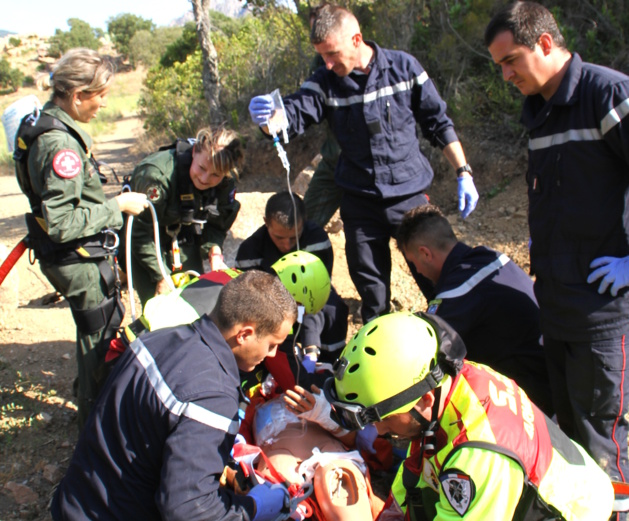 Pompiers de Sainte-Lucie de Porto-Vecchio-BA 126 : Exercice commun de sauvetage