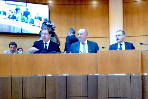 Contrat de Plan Etat-Région et Collectivité unique : "Tu veux ou tu veux pas ?" Contrat de Plan Etat-Région et Collectivité unique : "Tu veux ou tu veux pas ?"