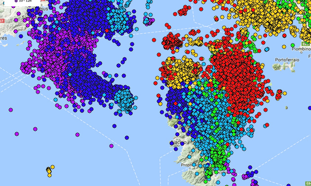 Les impacts de foudre enregistrés par Keraunos mardi vers 23 heures Les impacts de foudre enregistrés par Keraunos mardi vers 23 heures