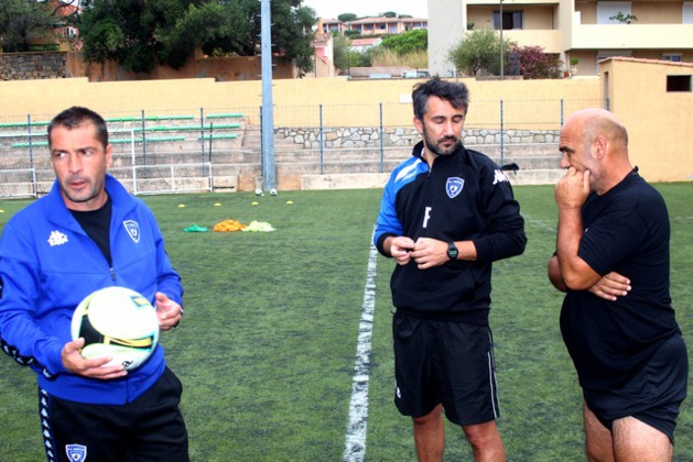 Mickaël D'Amore et Angeot Filiberti (SC Bastia) ont entraîné les jeunes du FC Squadra Calvi Mickaël D'Amore et Angeot Filiberti (SC Bastia) ont entraîné les jeunes du FC Squadra Calvi