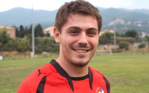 "Mika" Leduc : Responsable de la préparation des lignes arrières "Mika" Leduc : Responsable de la préparation des lignes arrières