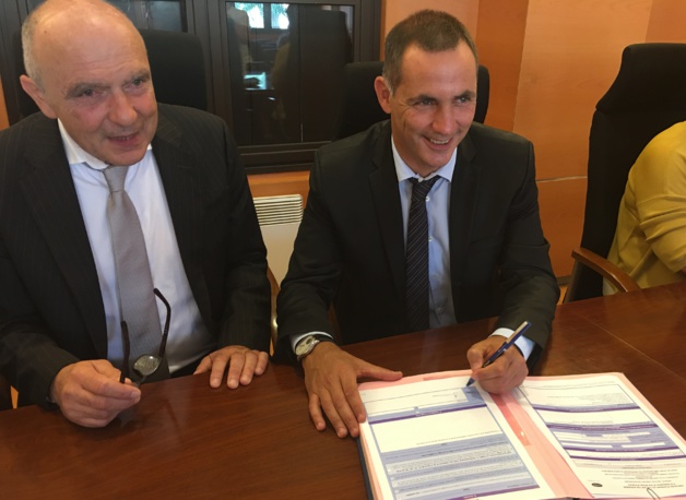 Signature de la Convention de partenariat entre la C.T.C. et la municipalité de Sartène.