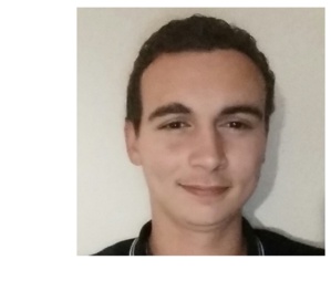 A "Ghjuventù Liceana" en marche à Ajaccio A "Ghjuventù Liceana" en marche à Ajaccio