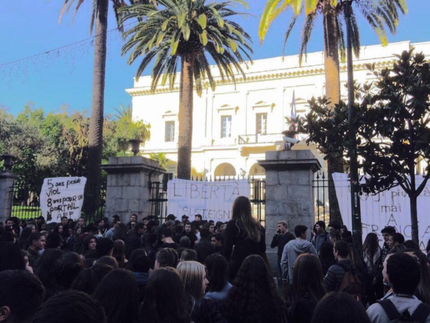 A "Ghjuventù Liceana" en marche à Ajaccio