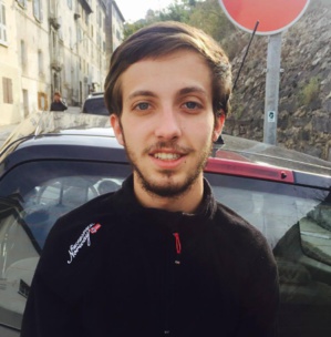 Paul Sallort, Président de la Ghjuventù Indipendentista, en grève de la faim depuis dimanche. Paul Sallort, Président de la Ghjuventù Indipendentista, en grève de la faim depuis dimanche.