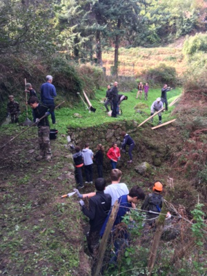 Des jeunes nettoient et valorisent le patrimoine de Peri Des jeunes nettoient et valorisent le patrimoine de Peri