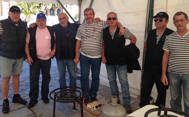 Octobre rose La marche des femmes corses contre le cancer du sein Octobre rose La marche des femmes corses contre le cancer du sein