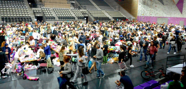 15e marché des jeunes au Palatinu : Entre plaisir et solidarité 15e marché des jeunes au Palatinu : Entre plaisir et solidarité