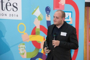 La Corse a des talents : Cédric Murati a reçu son prix au Sénat La Corse a des talents : Cédric Murati a reçu son prix au Sénat