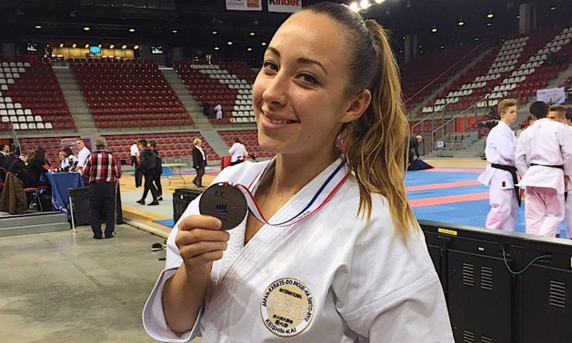 La médaille d'argent pour Lætitia La médaille d'argent pour Lætitia