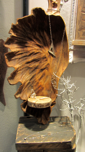 Ajaccio : Le pays de l’imaginaire de la boutique « Les Créateurs» Ajaccio : Le pays de l’imaginaire de la boutique « Les Créateurs»