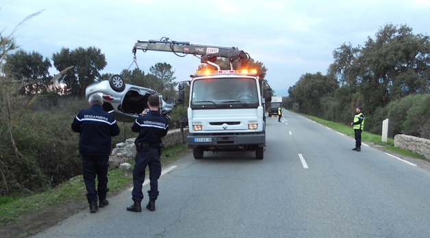 Spectaculaire sortie de route à Ghisonaccia. Une femme de 77 ans polytraumatisée Spectaculaire sortie de route à Ghisonaccia. Une femme de 77 ans polytraumatisée