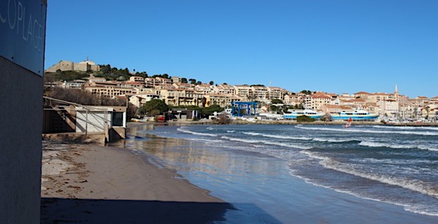 La tramontane s'invite à la réunion technique sur l'avenir de la plage de Calvi
