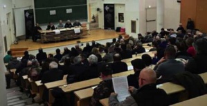 Près de 200 militants ont assistés à la Cunsulta. Près de 200 militants ont assistés à la Cunsulta.