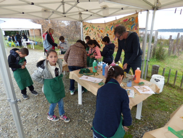 La peinture créative présente avec Lagun'art
