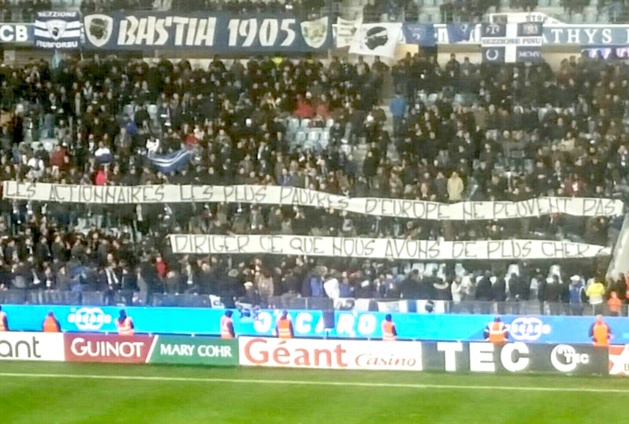 Sporting : Le fossé se creuse entre supporters et dirigeants Sporting : Le fossé se creuse entre supporters et dirigeants