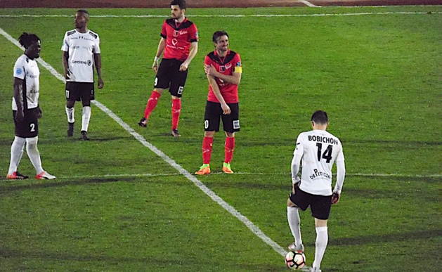 Le CAB tient "le choc" à Boulogne (0-0) Le CAB tient "le choc" à Boulogne (0-0)