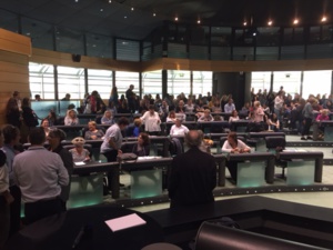 Les « parents inquiets » font salle comble à Bastia Les « parents inquiets » font salle comble à Bastia