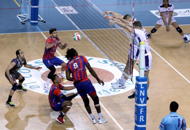 Volley : Le GFCA terrasse Paris et s’offre une demie (3-2)
