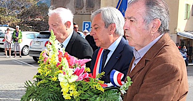 Hommage aux victimes et héros de la Déportation au Monument aux Morts de Calvi