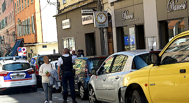 Bastia : Nouveau braquage contre une bijouterie du centre-ville Bastia : Nouveau braquage contre une bijouterie du centre-ville