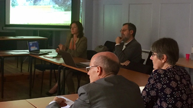 Xylella Fastidiosa en Corse : Un comité de pilotage pour une étude qui s'étendra sur 3 ans Xylella Fastidiosa en Corse : Un comité de pilotage pour une étude qui s'étendra sur 3 ans