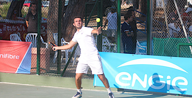 Championnats de Corse de tennis à Calvi : Côté courts, côté club-house