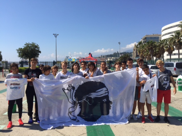 Les U15 du Football Club Squadra Calvi à Pegomas Les U15 du Football Club Squadra Calvi à Pegomas