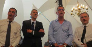 Les leaders nationalistes autour du nouveau député de Bastia.