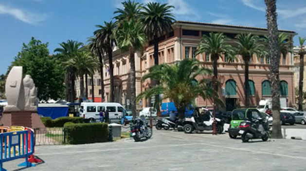 Conseil Municipal d'Ajaccio : Vive les vacances ! Conseil Municipal d'Ajaccio : Vive les vacances !