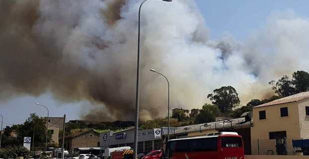 Incendie dans le quartier de Pietralba à Ajaccio