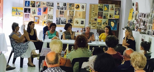 Zoom sur les femmes corses à Aullene Zoom sur les femmes corses à Aullene