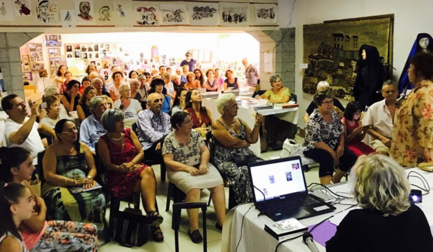 Conférence animée par Dumè Colonna sur les femmes dans les rituels magico-religieux. Conférence animée par Dumè Colonna sur les femmes dans les rituels magico-religieux.