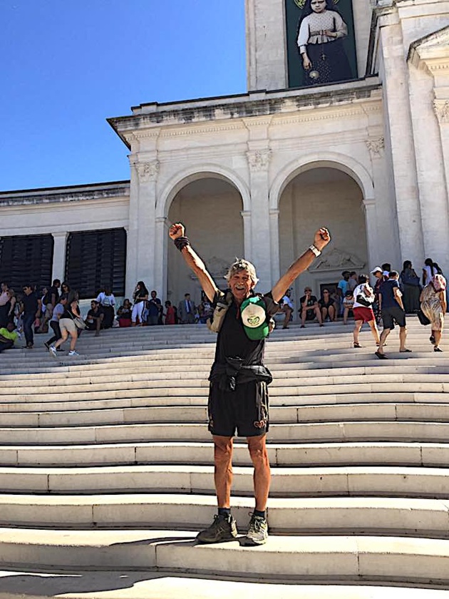 Le Puy-en-Velay-Fatima : L'incroyable pèlerinage, réussi, de Claude Leonardi et Dominique Rovinalti Le Puy-en-Velay-Fatima : L'incroyable pèlerinage, réussi, de Claude Leonardi et Dominique Rovinalti