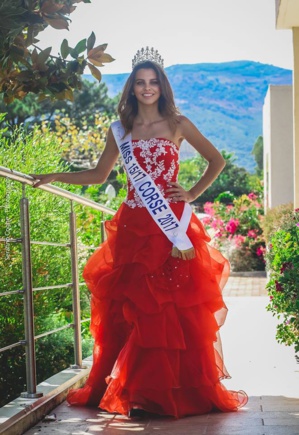 Carla Casanova sacrée Miss Corse des 15/17 ans Carla Casanova sacrée Miss Corse des 15/17 ans