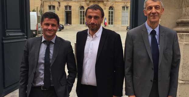 Les trois députés nationalistes de Pè a Corsica, Jean-Félix Acquaviva, Paul-André Colombani et Michel Castellani.