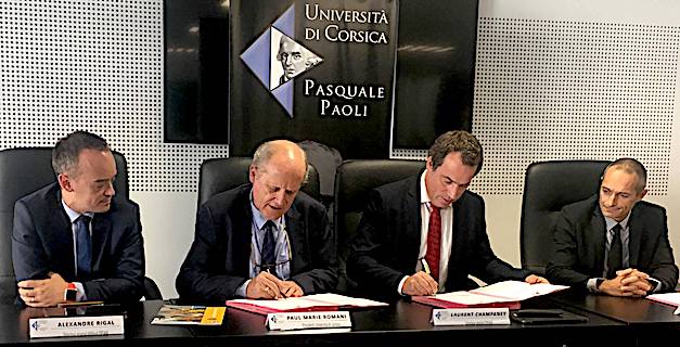 Paul-Marie Romani et Laurent Champaney ont signé la convention liant l'Università di Corsica à l’école d'ingénieur arts et métiers