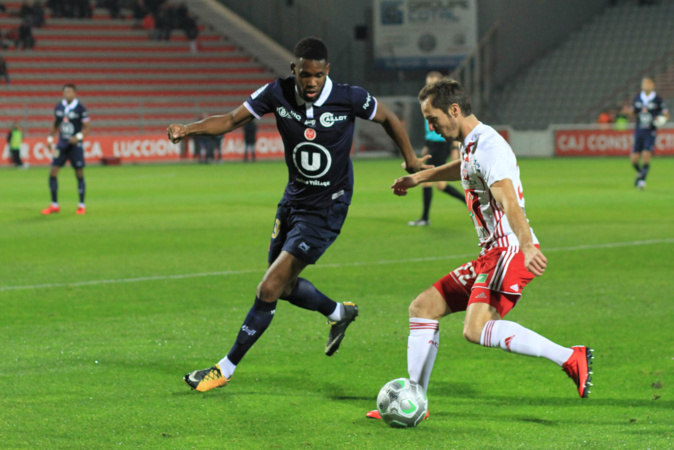 Football : Scénario cruel pour l’ACA face à Reims (0-1) Football : Scénario cruel pour l’ACA face à Reims (0-1)