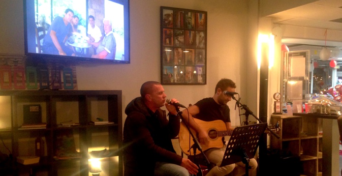 Claude Ferrandi, président du SC Bastia, est aussi un excellent chanteur Claude Ferrandi, président du SC Bastia, est aussi un excellent chanteur