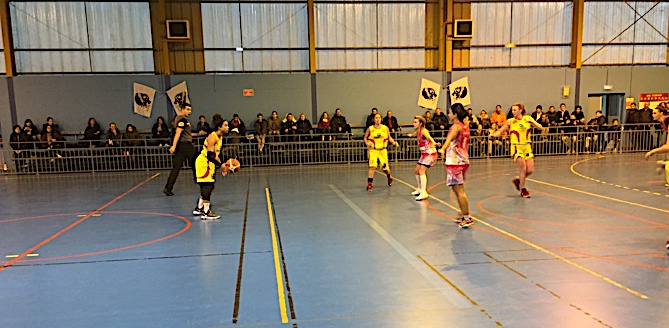 Basket Nationale 3 féminine : Difficile victoire de Furiani sur la lanterne rouge Mandelieu 78-71