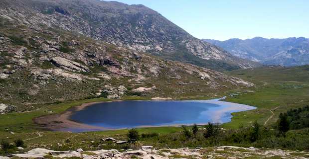 Lac de Ninu - Parc naturel régional de Corse.