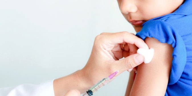 Depuis le 1er janvier 2018, 11 vaccins au lieu de trois obligatoires pour les moins de deux ans Depuis le 1er janvier 2018, 11 vaccins au lieu de trois obligatoires pour les moins de deux ans