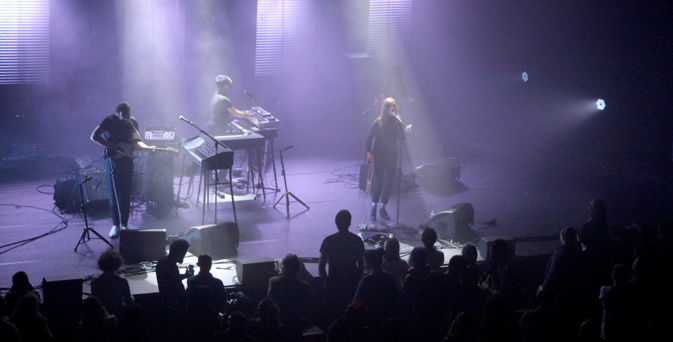 Clara Luciani et Fishbach en concert à Bastia Clara Luciani et Fishbach en concert à Bastia