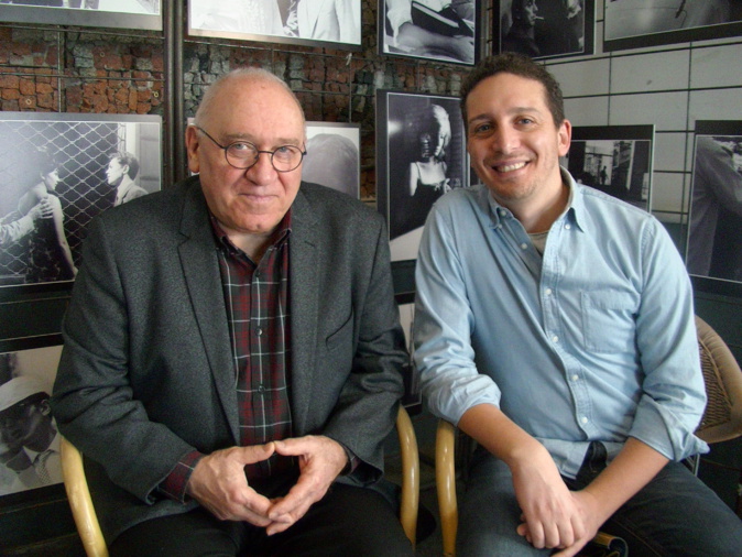 Le réalisateur Fabio Mollo, à droite, en compagnie de Oreste Saccheli, animateur du Festival Le réalisateur Fabio Mollo, à droite, en compagnie de Oreste Saccheli, animateur du Festival