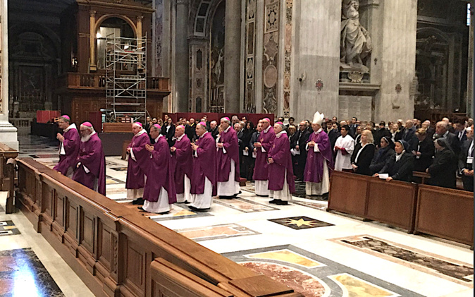 Rome : Des élus corses reçus par le Pape François Rome : Des élus corses reçus par le Pape François