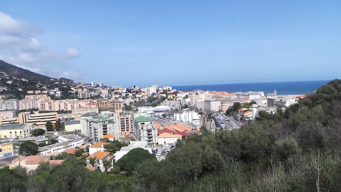 Equilibre territorial des centres décisionnels : La motion du MCD au conseil municipal de Bastia