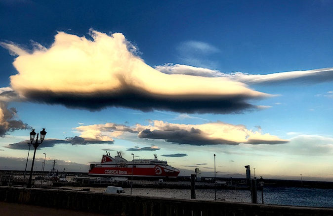 La photo du jour : Bastia (encore) sous le vent La photo du jour : Bastia (encore) sous le vent